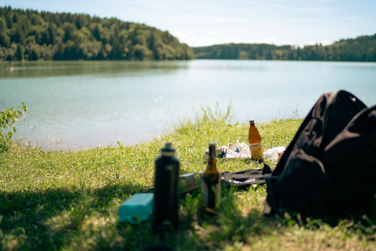 Le guide de la journée parfaite au bord de l'eau : confort, repas et pêche