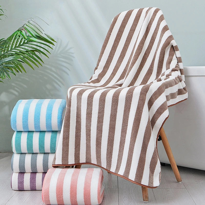 Serviette de plage rayée