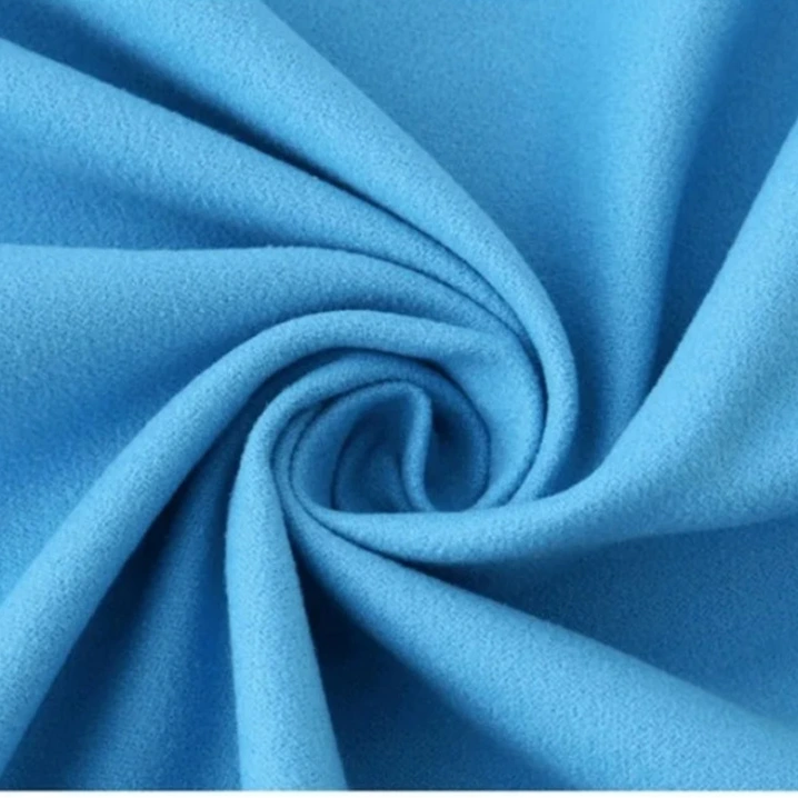 Serviette de plage sans sable