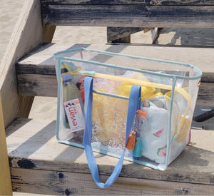 sac de plage léger et transparent